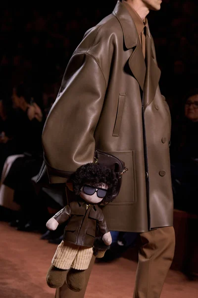 Look 71